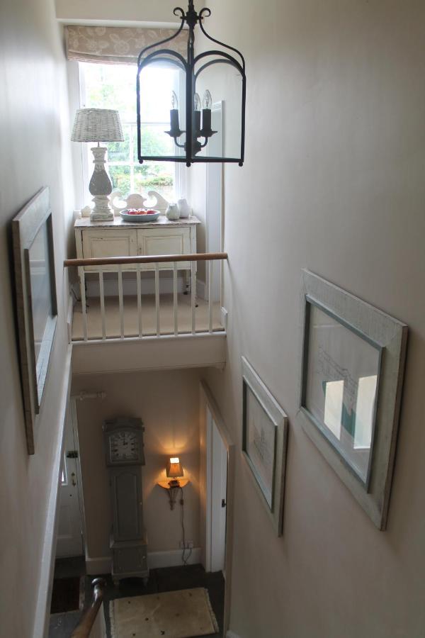 Roundhill Farmhouse Kelston ภายนอก รูปภาพ