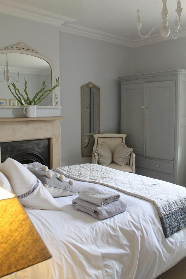 Roundhill Farmhouse Kelston ภายนอก รูปภาพ