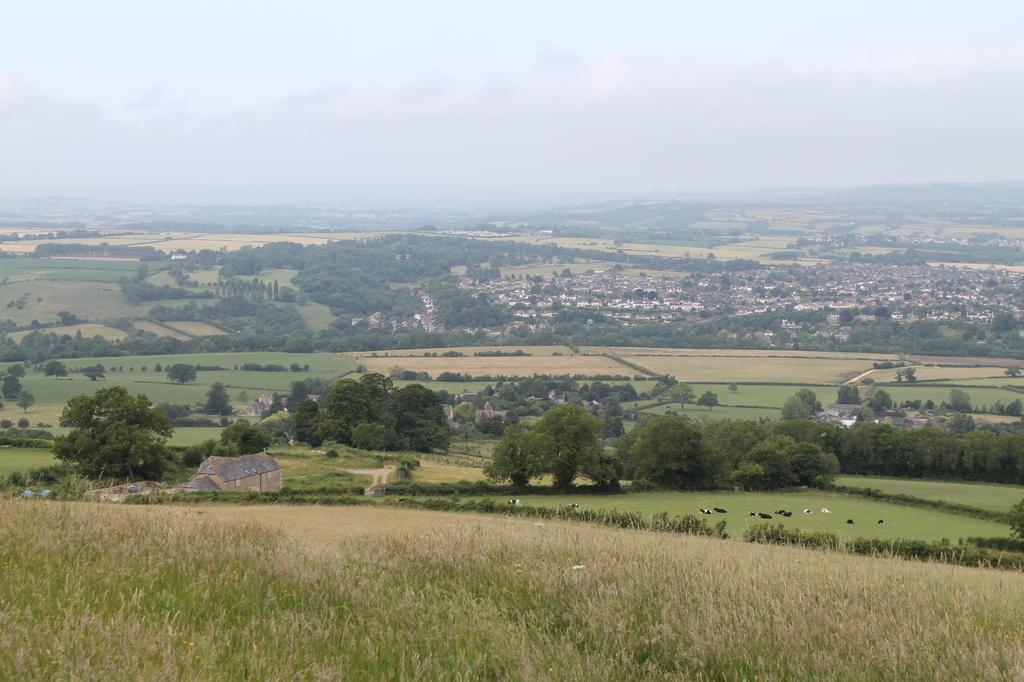 Roundhill Farmhouse Kelston ภายนอก รูปภาพ